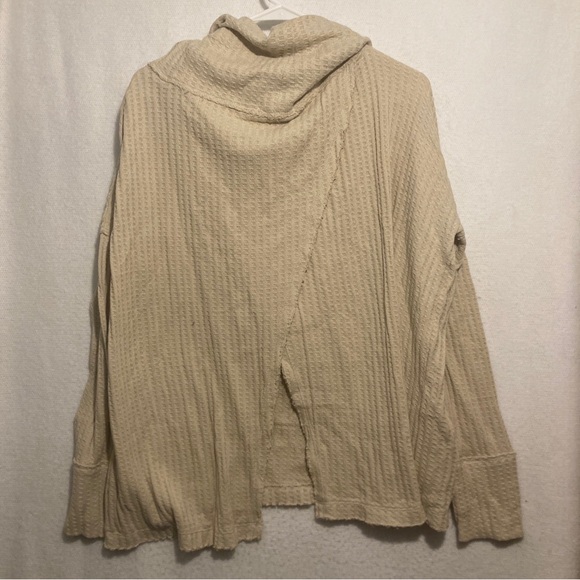 Free People Size Small Juicy Long Sleeve Cowl Neck Split Back Thermal Stone Cold - Picture 5 of 6